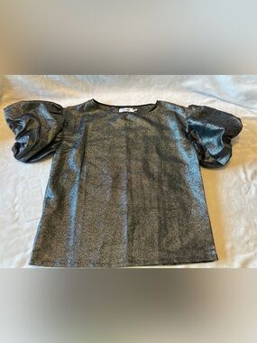 DO+BE Women's Black Silver Metallic Puff Sleeve Crew Neck Blouse Size XL
NWT